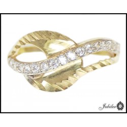 Piękny złoty pierścionek zdobiony cyrkoniami p 333 8547855151