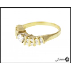  Piękny złoty pierścionek zdobiony cyrkoniami p 333 8653135219