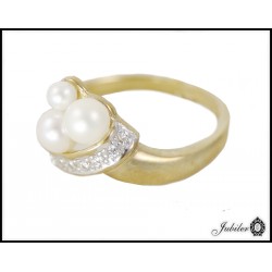 Piękny złoty pierścionek zdobiony perłami p 333 8684786510